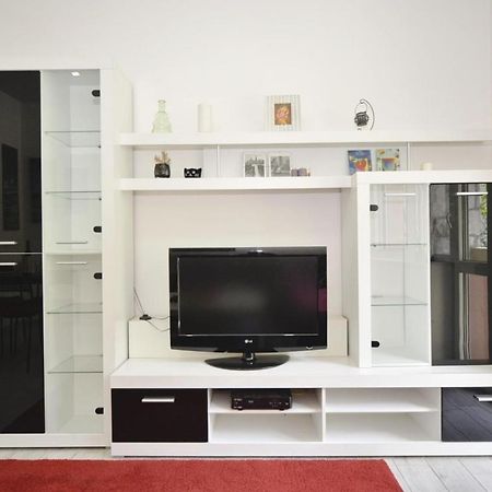 Central Apartment Njegoseva 214 โกตอร์ ภายนอก รูปภาพ