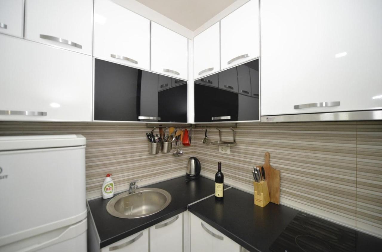 Central Apartment Njegoseva 214 โกตอร์ ภายนอก รูปภาพ