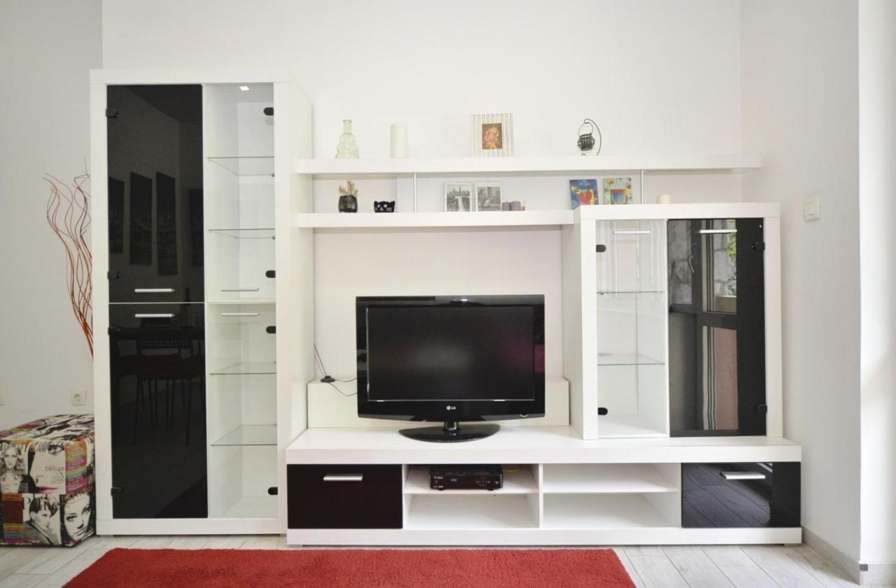 Central Apartment Njegoseva 214 โกตอร์ ภายนอก รูปภาพ