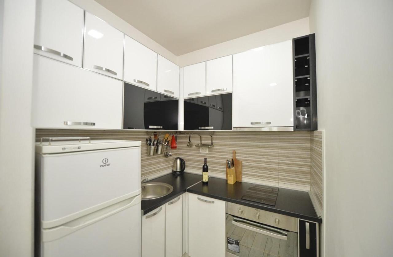 Central Apartment Njegoseva 214 โกตอร์ ภายนอก รูปภาพ